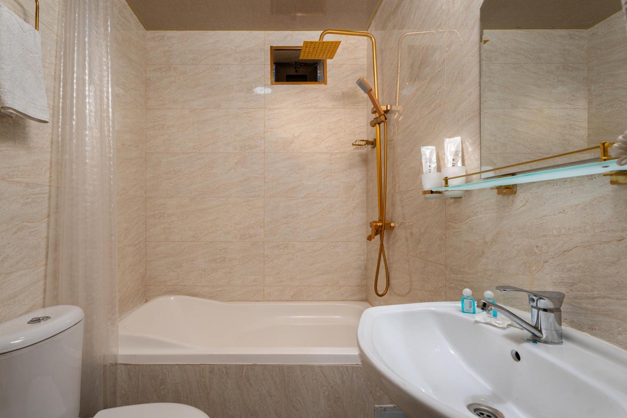 Sv Hotel Taszkent Zewnętrze zdjęcie